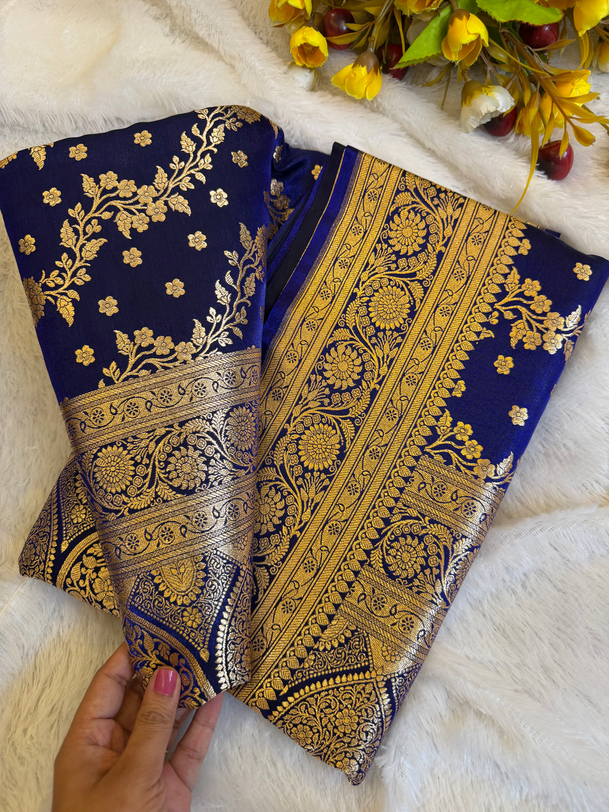 Baanrasi satin saree