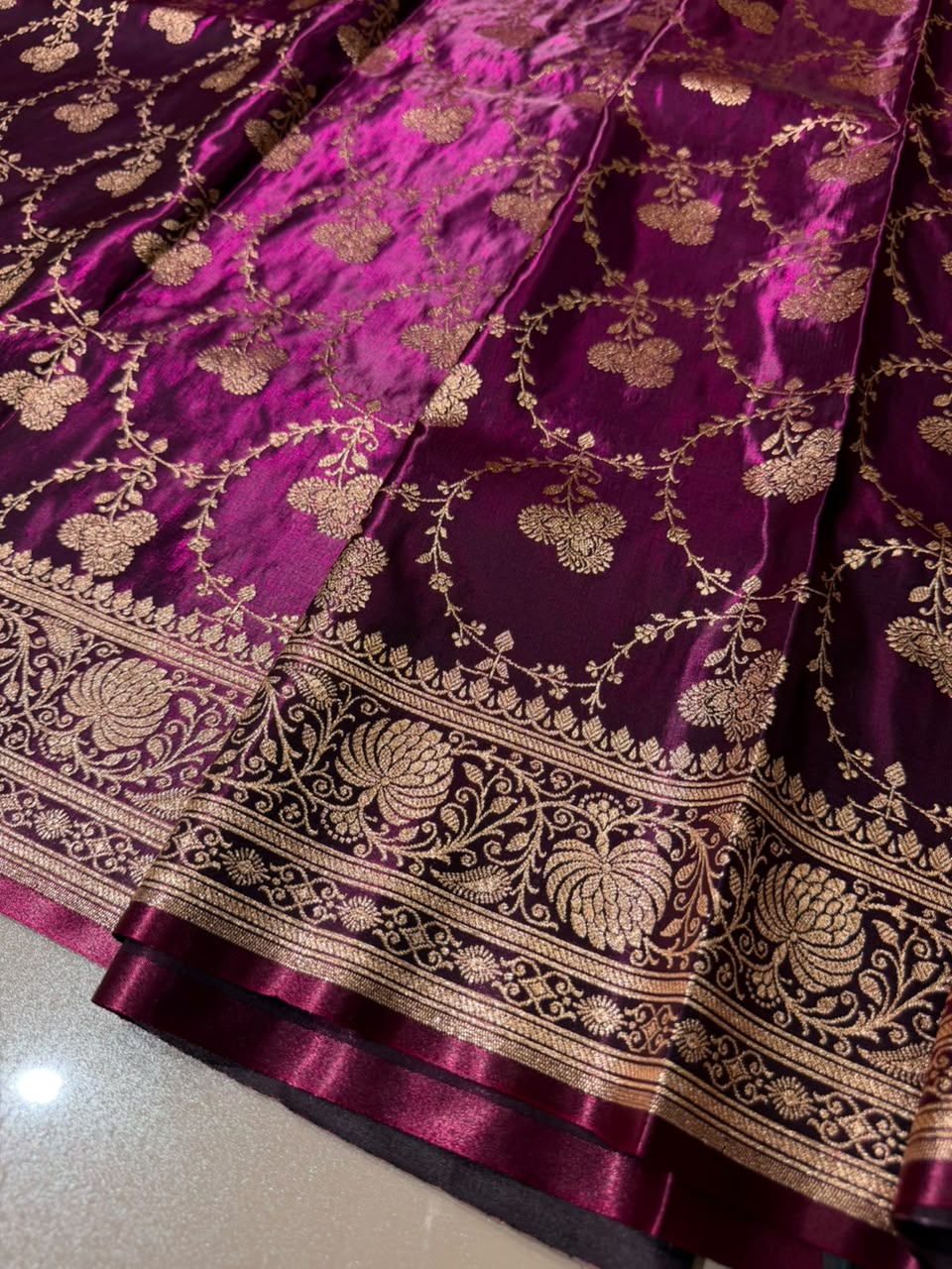 Royal Wine Premium Banarasi Silk Saree with Golden Zari Flower Jaal Weaving