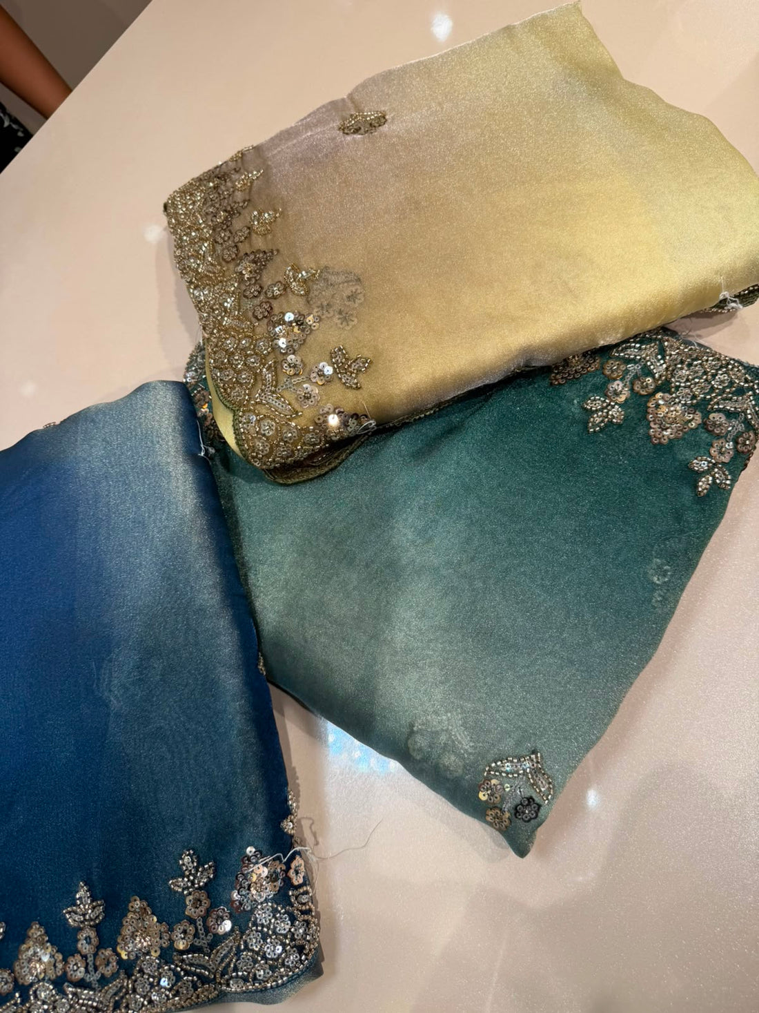 Dual Shade Tissue Saree with Ari &amp; Lard Amana Handwork