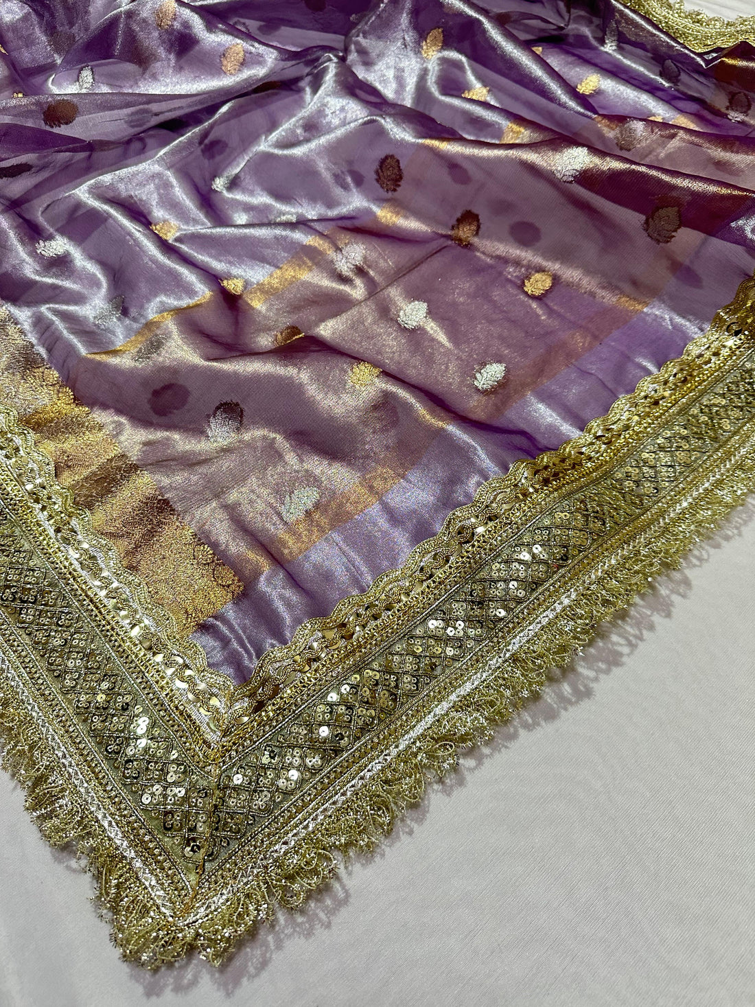 Metallic Lavender Tissue Saree with Crush Lace Border