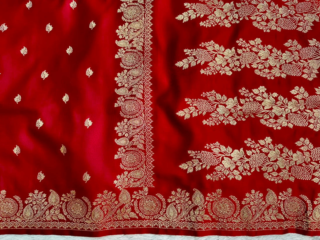Deep Red Banarasi Silk Blend Saree – Rich Zari Floral &amp; Paisley Work